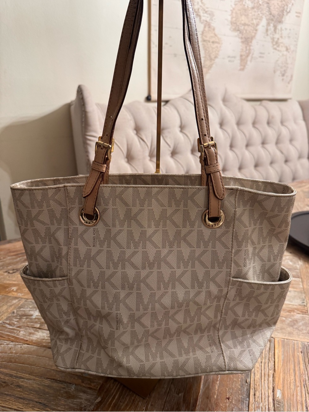 Michael Kors Logo Tote with Matching Wallet - Picture 15 of 16